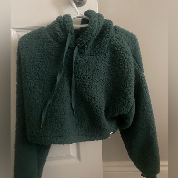 Cropped sweater/ hoodie - Picture 1 of 1